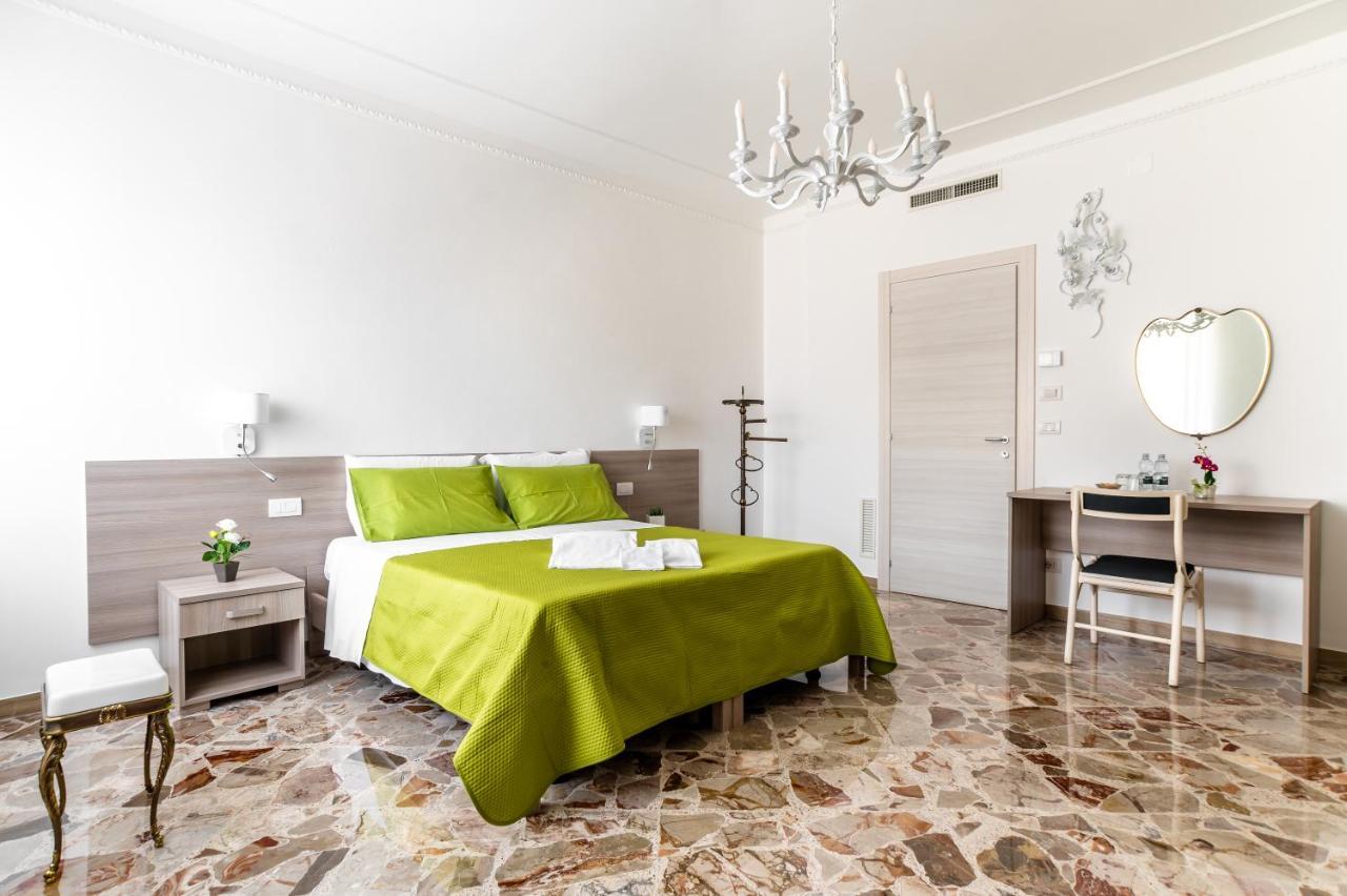 Le Calette Rooms - Puglia Mia Apartments Monopoli Eksteriør billede