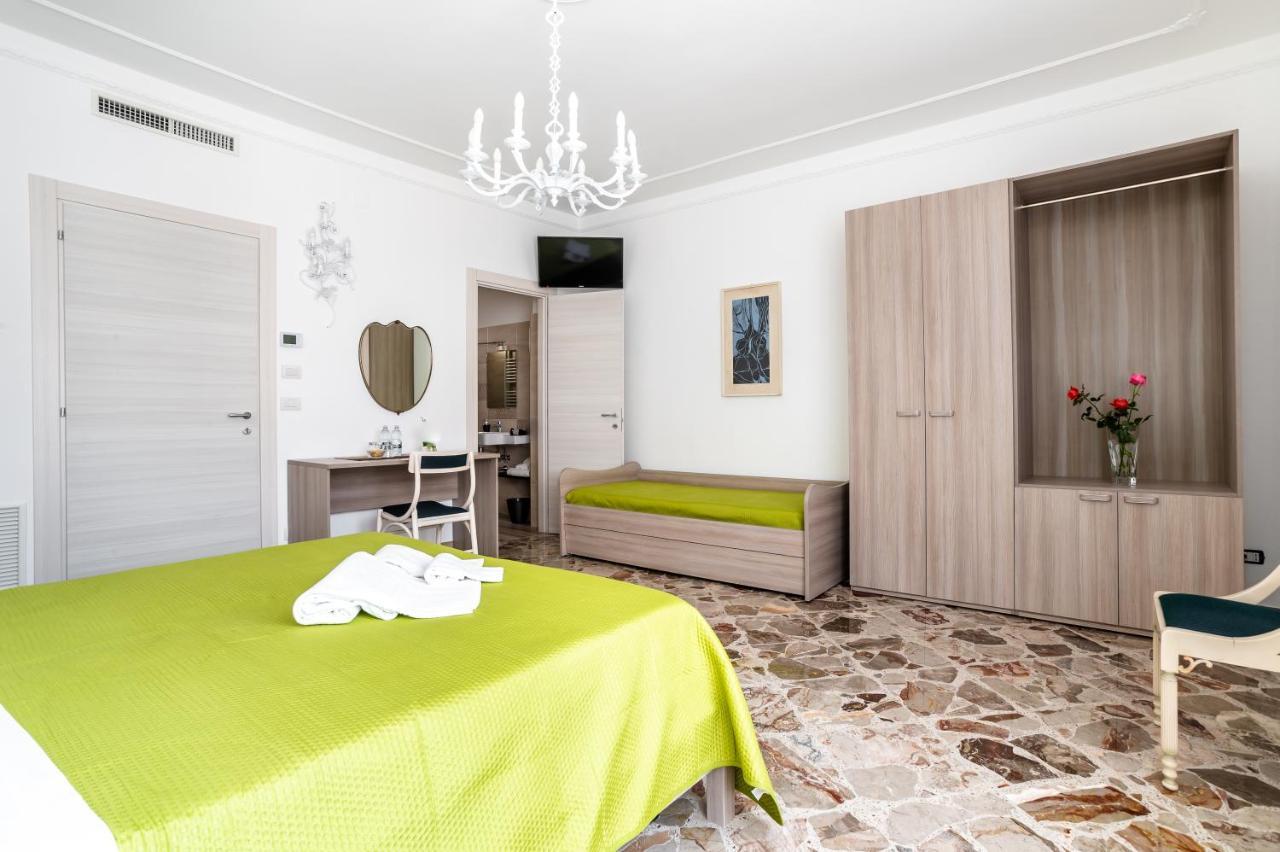 Le Calette Rooms - Puglia Mia Apartments Monopoli Eksteriør billede