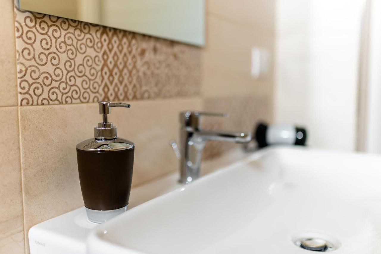 Le Calette Rooms - Puglia Mia Apartments Monopoli Eksteriør billede